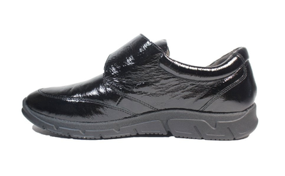 Caprice Ladies Casual Black Patent Shoe, 24703-41
