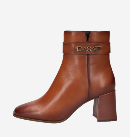Bagatt Ladies Block Heel Ankle Boots D11-ABT34-1100 in Cognac