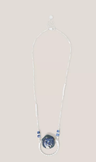 White 2025 stuff necklace