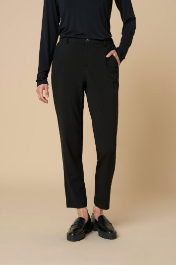 Culture Ladies CUVicky Cropped Pants, in Black, Vicky Trousers