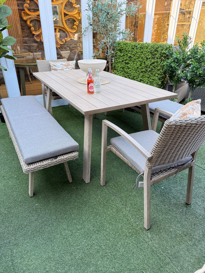 Vienna Contemporary Picnic Set Aluminium Wood Effect Set
