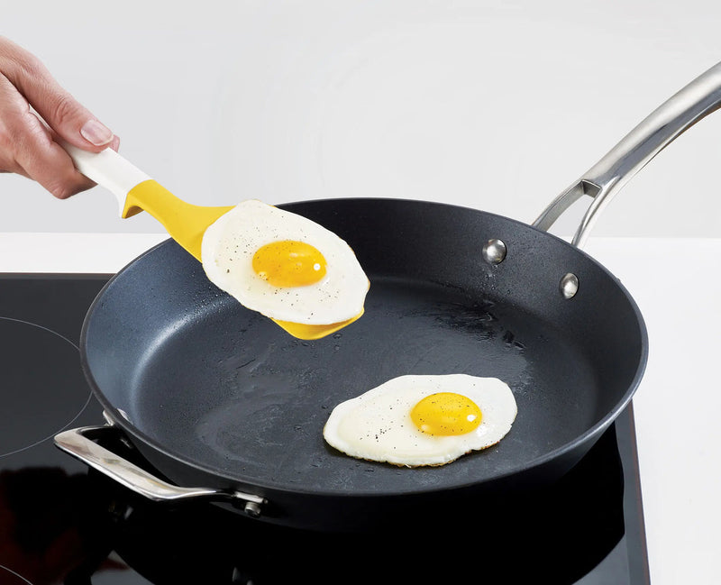 Joseph Joseph elevate egg spatula