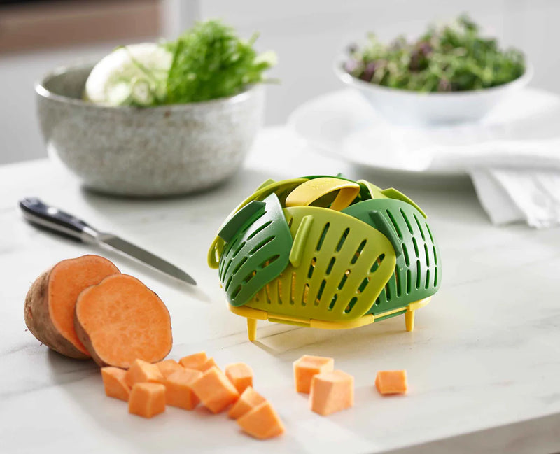 Joseph Joseph Bloom folding green steamer basket