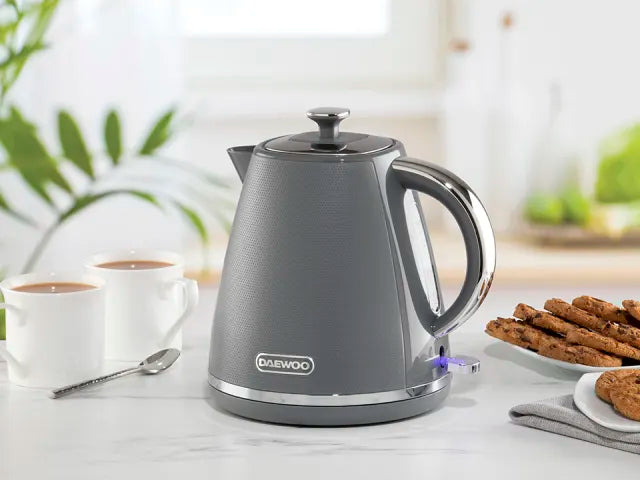 Daewoo Stirling Pyramid Kettle Grey