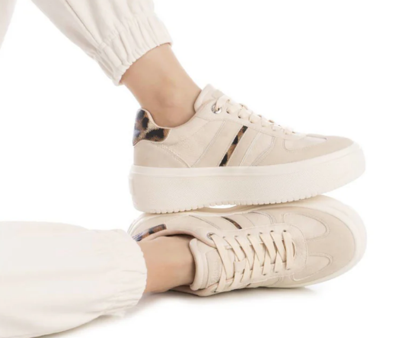 Refresh Ladies Chunky Sole Trainers 172953 in Z C Beige Lace Up