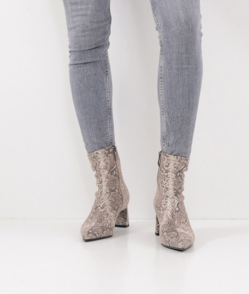 Tamaris Ladies Boots In Beige Snake 25315