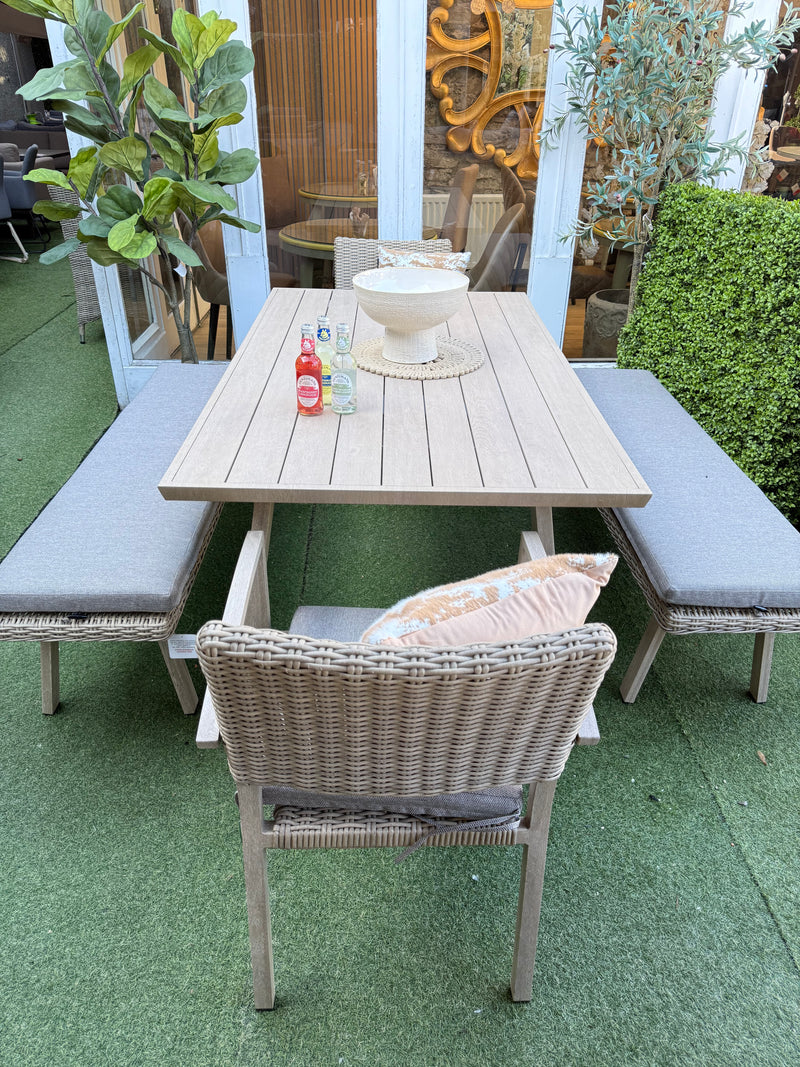 Vienna Contemporary Picnic Set Aluminium Wood Effect Set