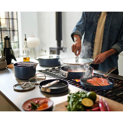 Joseph Joseph Space 24cm Non-Stick Folding Handle Frying Pan Midnight Blue