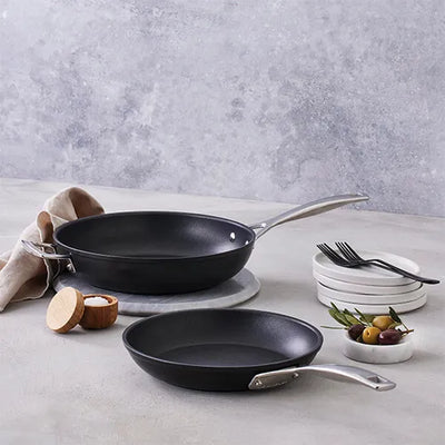 Le Creuset Toughened Non-Stick 24 & 28cm Fry Pan Set