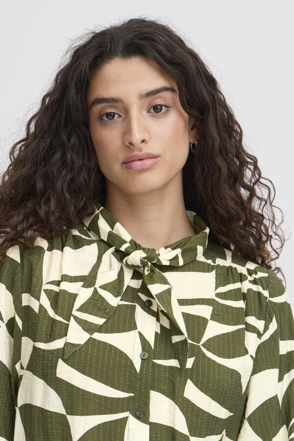 Ichi Women’s IHlisadora Shirt - Wavy Graphic