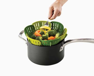 Joseph Joseph Bloom folding green steamer basket