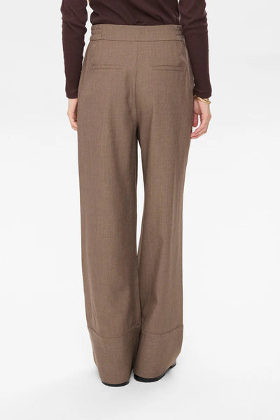 Numph Ladies Nushelly Pants In Brown Lentail Melange, Shelly Trousers