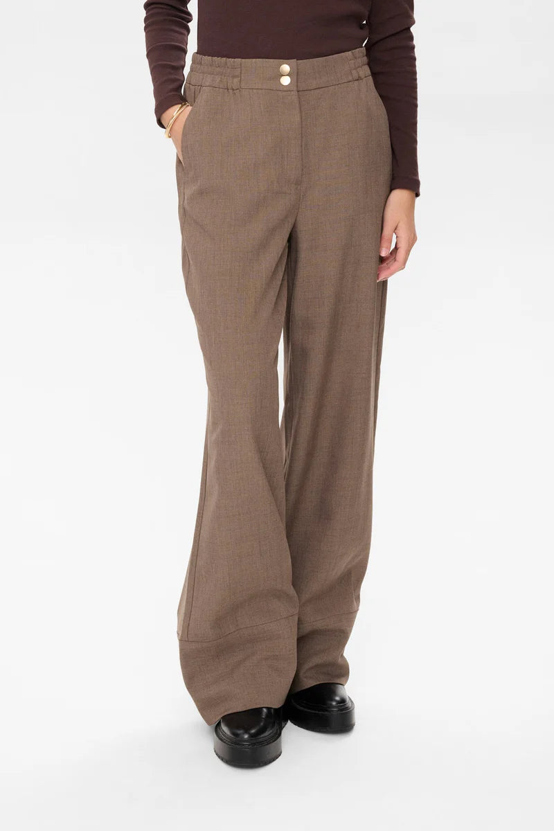 Numph Ladies Nushelly Pants In Brown Lentail Melange, Shelly Trousers