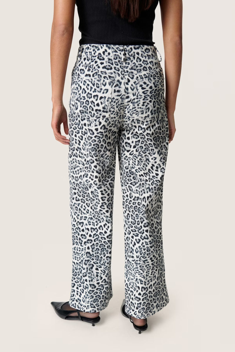 Soaked In Luxury SLSandja Vanessa Jeans - Grey Leopard Pattern
