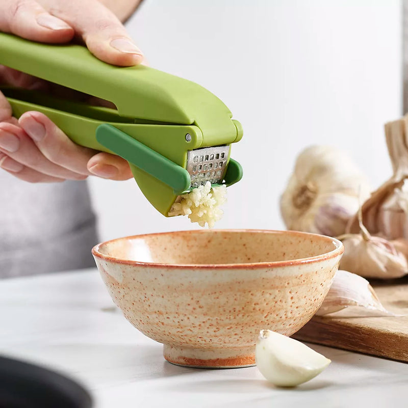 Joseph Joseph Garlic Press Green