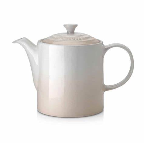 Le Creuset Stoneware Grand Teapot Meringue