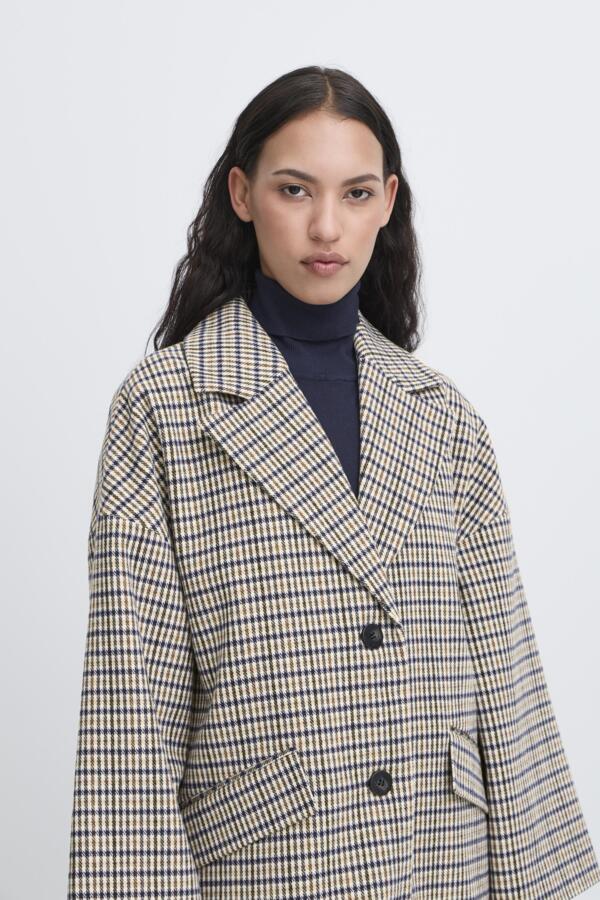 Ichi Women’s Ihemmalu Long Coat in Dark Navy Multi Check