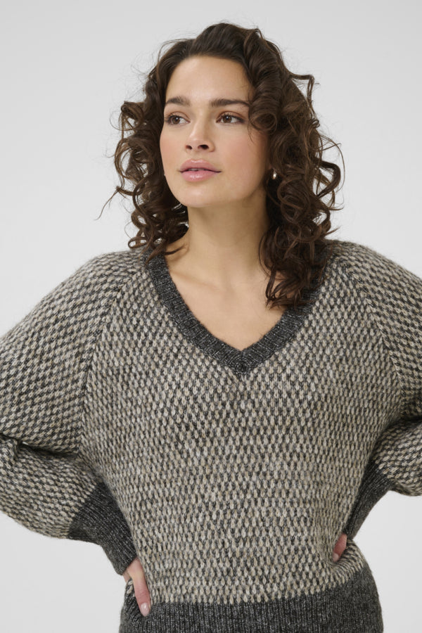 Kaffe Women’s KAmelinda Pullover in Dark Grey/ Feather Gray
