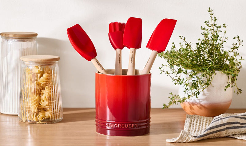 Le Creuset Stoneware Signature Utensil Jar in Cerise -1.1L