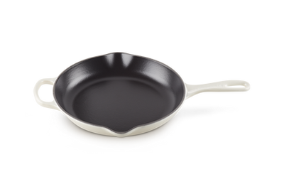 Le Creuset Cast Iron Round Skillet in Meringue  -26cms