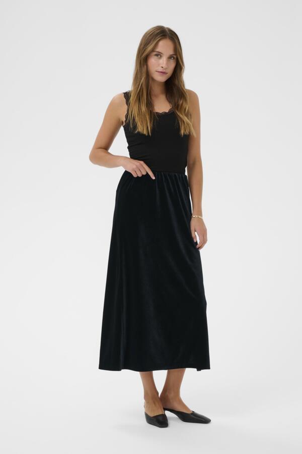 Kaffe Women’s KaKelly Skirt in Deep Black