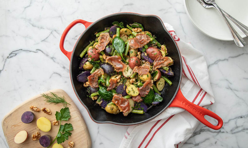 Le Creuset Cast Iron Round Skillet in Cerise -23cms