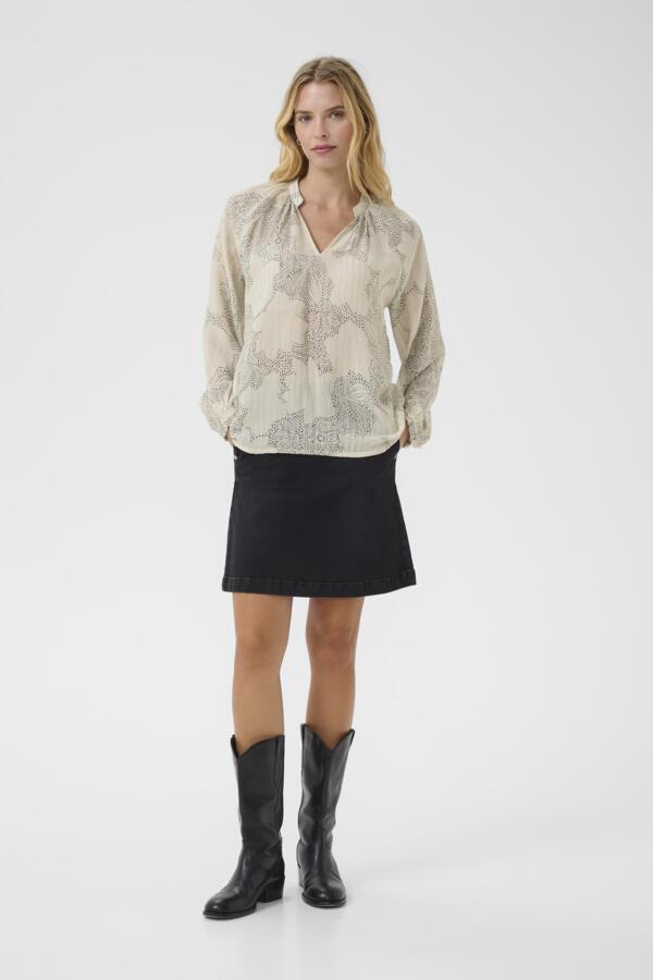 Part Two Ladies Svara Blouse in French Oak Dot Flower Print