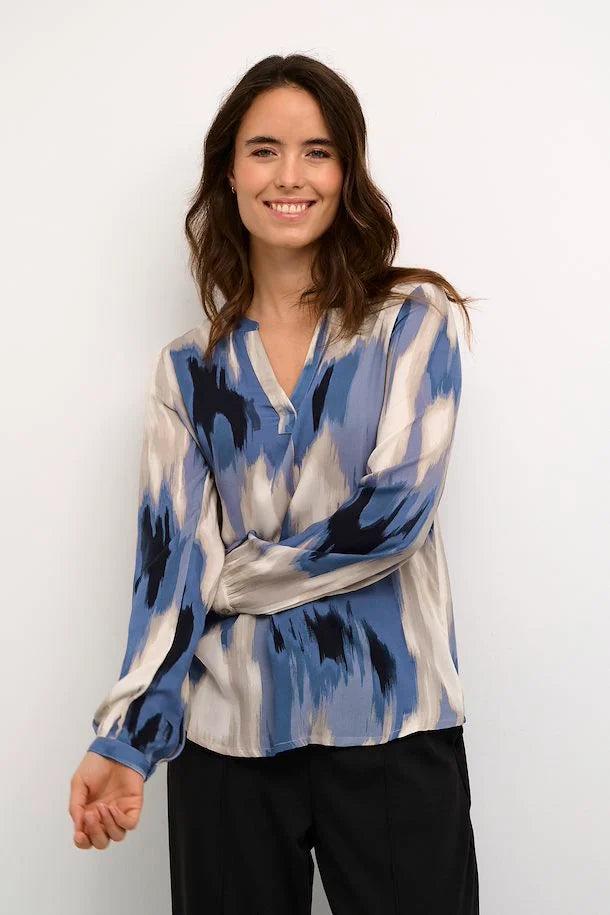 Kaffe Women’s Kabeathe Blouse in Blue Abstract Print