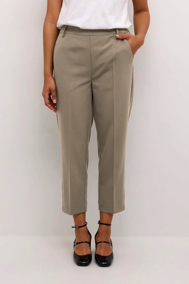 Kaffe Women’s KAsakura Cropped Pants in Major Brown