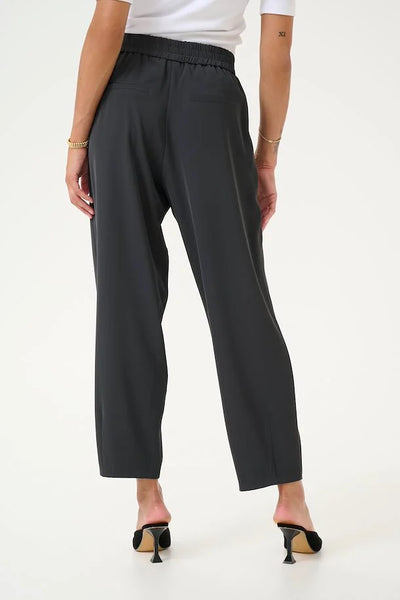 Kaffe Women’s KAsigna Cropped Pants in Black Oyster