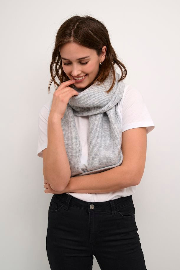 Kaffe Women’s KAsiv Big Knitted Scarf in Gray Melange