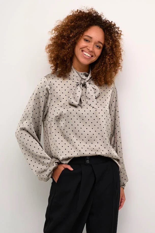 Kaffe Women’s KAdonna Blouse - Steeple Grey/Black Dot