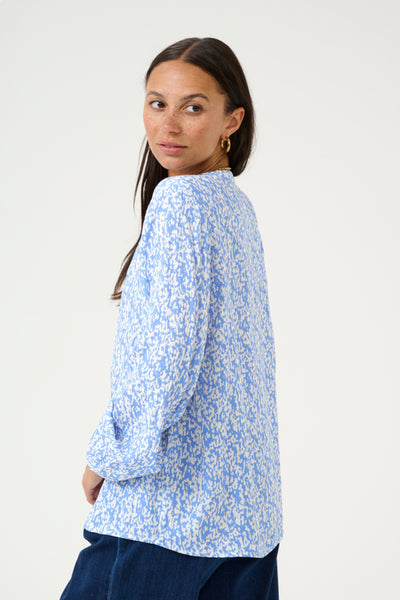 Kaffe Women’s KAmathilde Blouse in Blue/Chalk Graphic