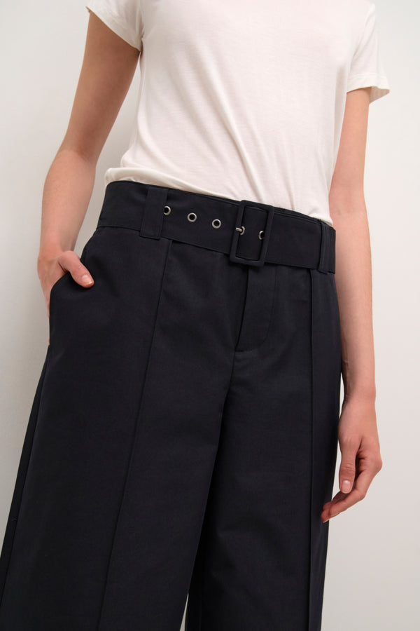 Culture CUevi Wide Leg Pants in Black, Evi