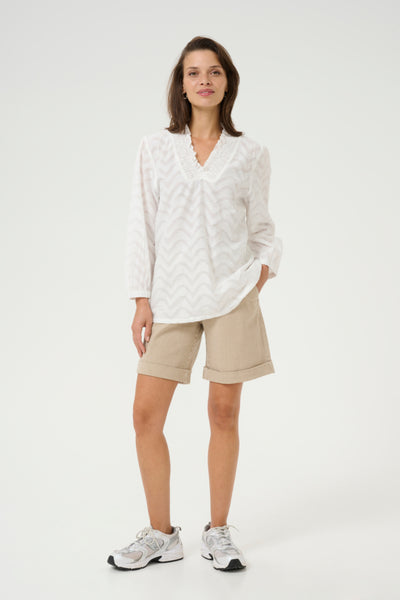 Kaffe Women’s KAvictoria Blouse in Chalk