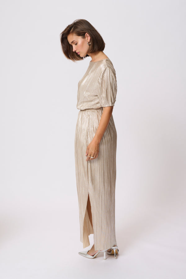 Kaffe Women’s KAgalexi Skirt in Silver Metal / Feather Gray