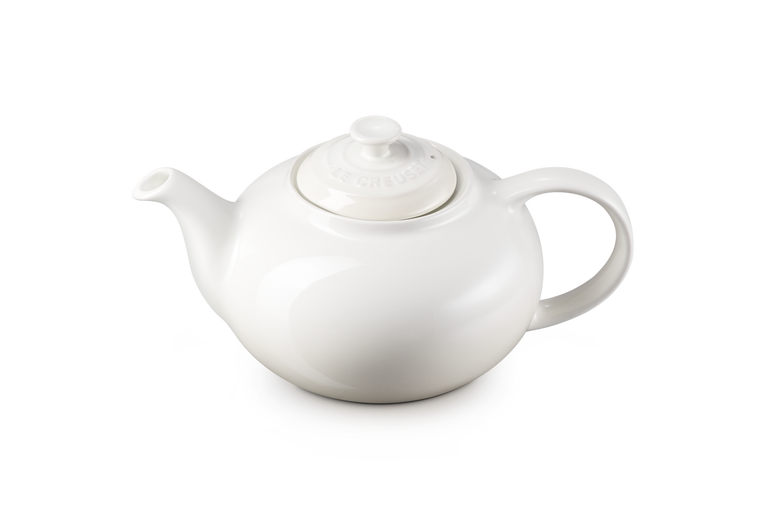 Le Creuset  Stoneware Classic Teapot Meringue