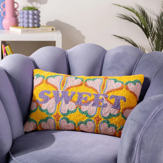 heya home Sweet Knitted Cushion Multicolour