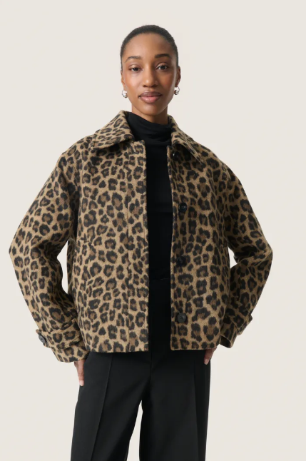 Soaked In Luxury SLleony Akeleje Jacket  In Leopard Jacquard
