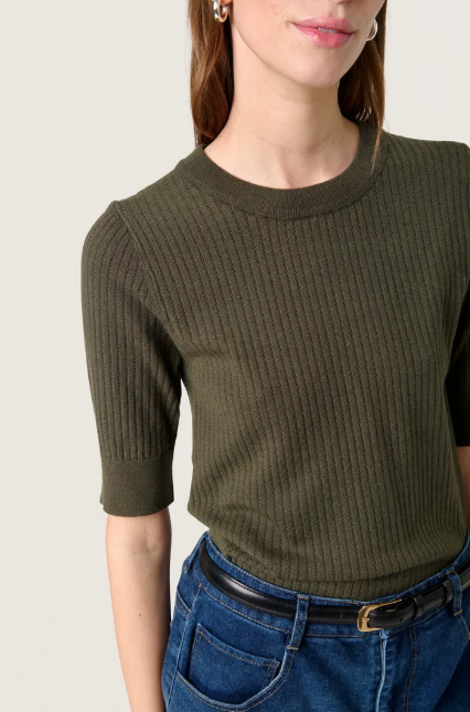 Soaked In  Luxury Ladies Slspina Tee/Pullover In Grape Leaf