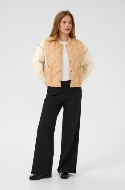 Culture CUcatalina Short Jacket In White Cap / Tannin Mix