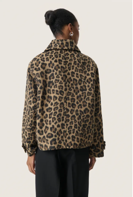 Soaked In Luxury SLleony Akeleje Jacket  In Leopard Jacquard