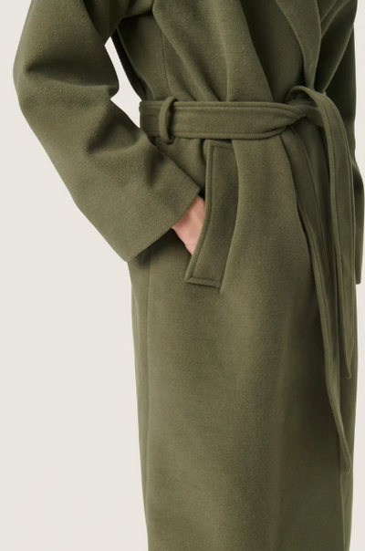 Soaked In Luxury Ladies SlRubie Belted Coat In Grape Leaf
