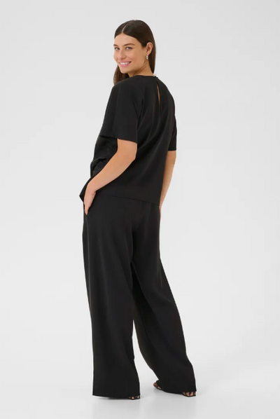 Culture Ladies CuSlinky Aram Blouse In Black