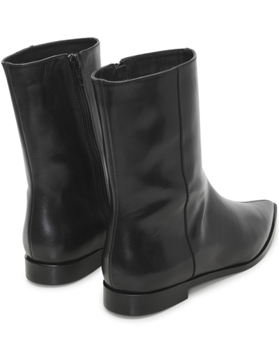 In Wear Ladies Flat Ankle Boots BrionnieIW in Black Leather, Brionnie