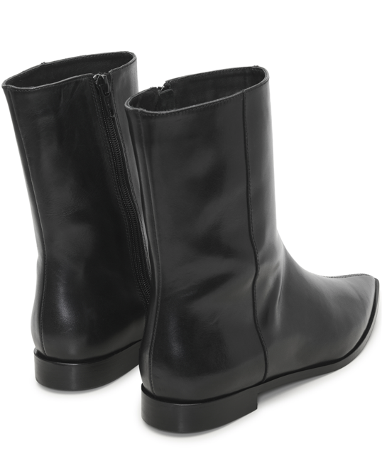 In Wear Ladies Flat Ankle Boots BrionnieIW in Black Leather, Brionnie