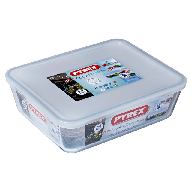 Pyrex Cook + Freeze Rectangular Dish 2.6L