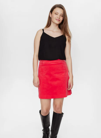 Numph Ladies NuDenna Skirt In Geranium