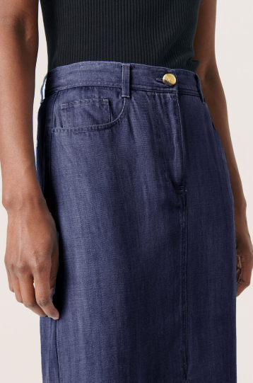 Soaked In Luxury Ladies SLFriday Skirt in Dark Blue Denim, Friday