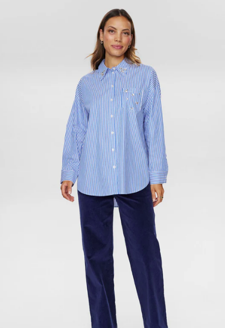 Numph Ladies Nuhailey Shirt in Regatta, Hailey Blouse